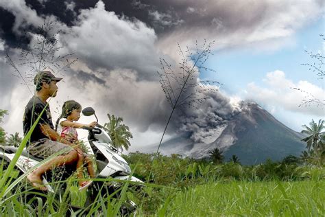 L'Éruption du Mont Merapi au IIe siècle: Un Catalyseur Volcanique de Transformations Sociales et Economiques